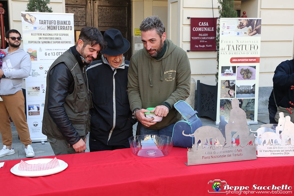 VBS_4166 - Fiera Nazionale del Tartufo Bianco 2024.jpg